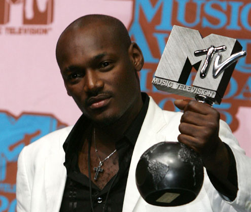 2Baba at music awards ceremony