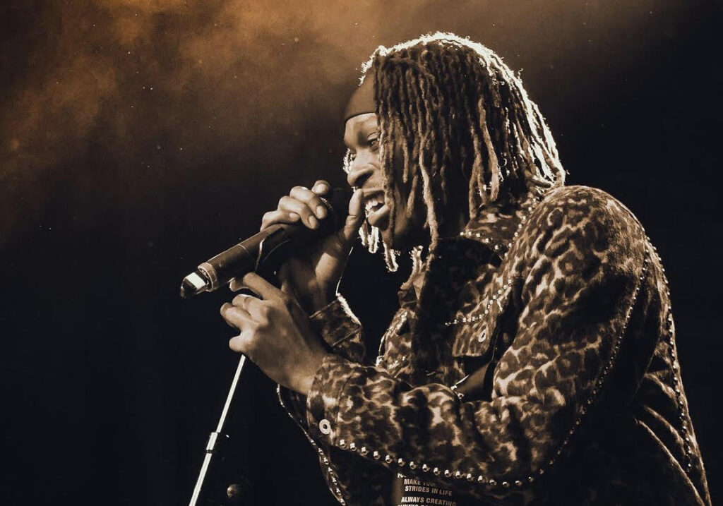 Fireboy DML Peru performance